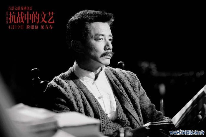 　　演员段奕宏果然收复了鲁迅先生的精神样貌