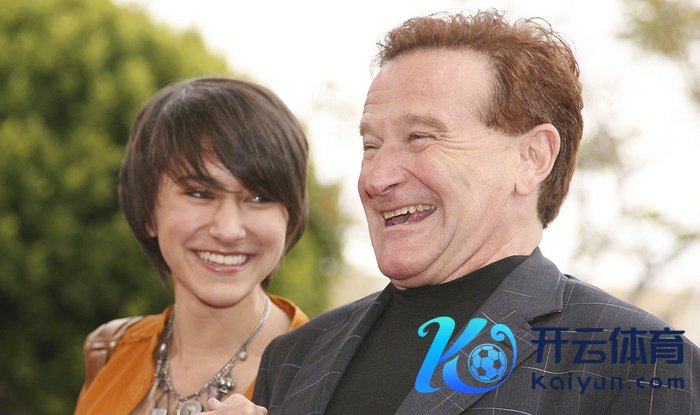 罗宾·威廉姆斯和犬子